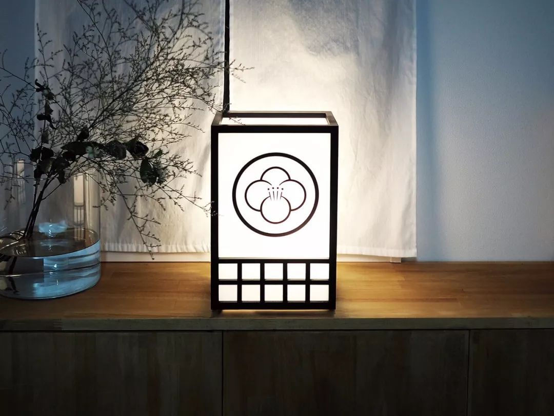 印章LOGO賞析_國內(nèi)印章LOGO設(shè)計為什么褒貶不一？